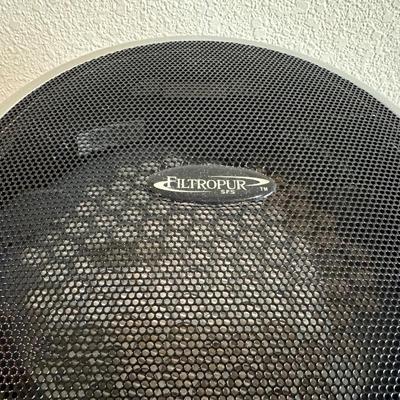 FILTROPUR PORTABLE ROOM AIR CLEANER