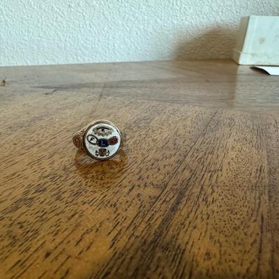 10K INDEPENDENT ORDER OF ODD FELLOWS RING