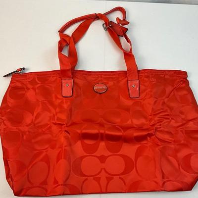 Lot E 213 NWT Coach Hot Orange Weekender Tote Set Wristlet and Keychain