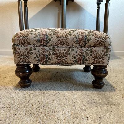 ANTIQUE SIDE TABLE, OIL LAMP AND UPHOLSTERED OTTOMAN