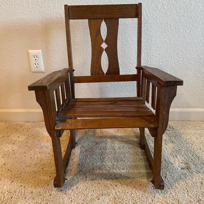 CHILD'S ROCKING CHAIR, EMPTY BOX FOR JOHN DEERE TOY COMBINE AND 1944 BEDTIME STORIES