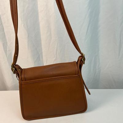 Lot E 215 Vintage Coach Ramblers Legacy Flap Shoulder Bag Bi-Fold Wallet and Dog Keychain