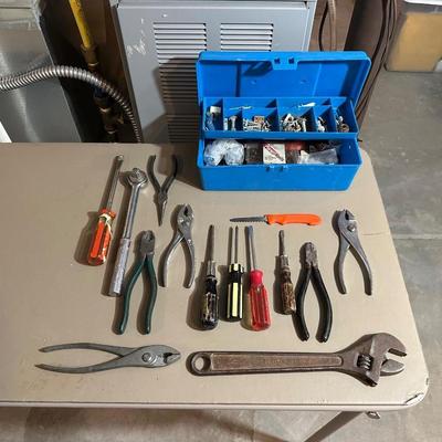 HAND TOOLS AND HARDWARE