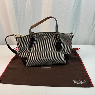 Lot E 217 Vintage NWT Coach Mini Kelsey Legacy Jacquard Satchel