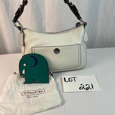 Lot E 221 NWT Coach Chelsea Leather Shoulder Bag and Elephant Coin Purse