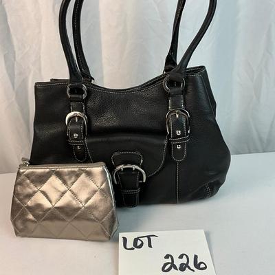 Lot E 226 NWT Tignanello Leather Shoulder Bag and Cosmetics Bag
