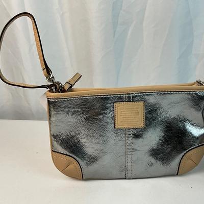 Lot E 229 NWT Coach Wristlet and Bi-Fold Wallet