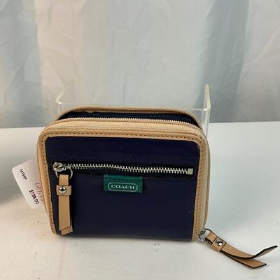 Lot E 229 NWT Coach Wristlet and Bi-Fold Wallet