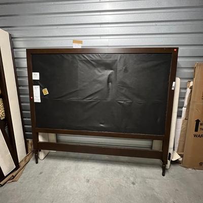 King Hickory Chair Brand Suzanne Kasler Collection ‘Candler’ Headboard, Footboard and Side Rails (1018CL-RG)