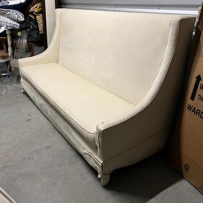 Custom High Back Banquet Sofa (1018B-RG)