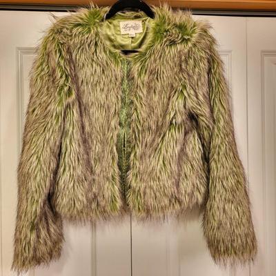 Forever 21 Boutique XXI Green Fuzzy Coat Size Medium