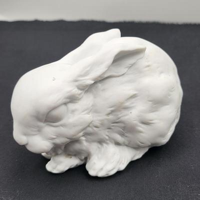 Pair, White Bisque Kaiser Bunnies Unpainted
