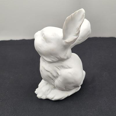 Pair, White Bisque Kaiser Bunnies Unpainted