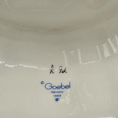 M.I. Hummel Goebel Porcelain Baking Molds Wall Hangers 1989