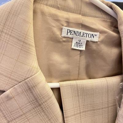 11 Women’s Pendleton Suits Lot Size 10-12