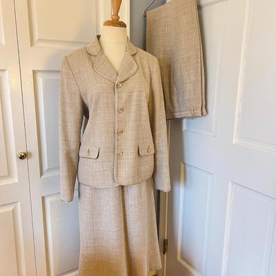 11 Women’s Pendleton Suits Lot Size 10-12
