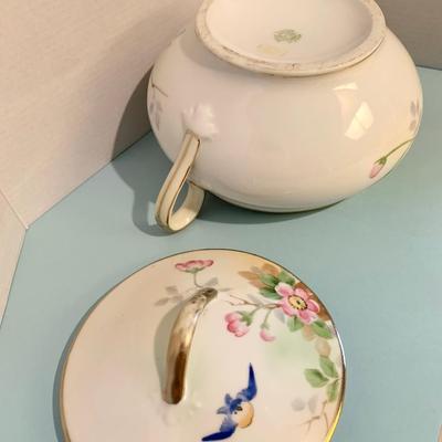 Early 1900s Morimura Brothers Nippon Covered Dish Blue Birds