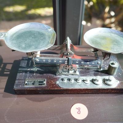 Antique Avoirdupois Weight Scale