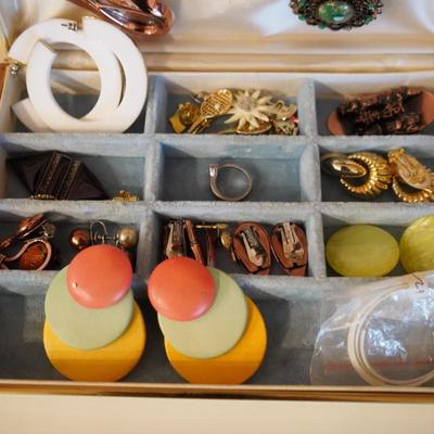 Vintage Costume Jewelry