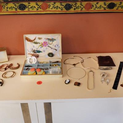 Vintage Costume Jewelry