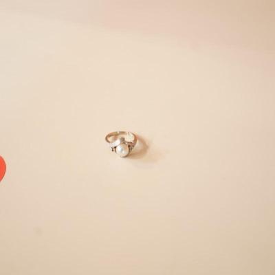 Vintage 10k White Gold Cultured Pearl Diamond Ring