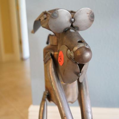 Vintage Yardbirds Metal Junkyard Dog Golf Sculpture