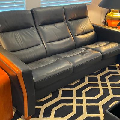 11 piece Ekornes complete living room set leather Stressless