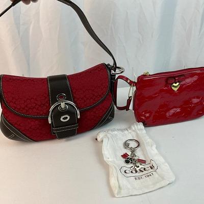 Lot E 230 NWT Coach Signature SoHo Hobo Shoulder Bag Patent Leather Wristlet and Dog Keychain