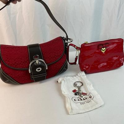 Lot E 230 NWT Coach Signature SoHo Hobo Shoulder Bag Patent Leather Wristlet and Dog Keychain