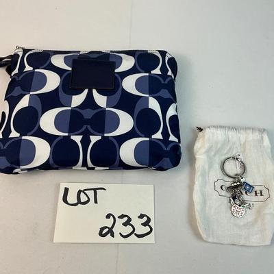 Lot E 233 NWT Coach Weekender Bag Travel Tote and Coach Keychain