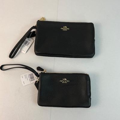 Lot E 234 NWT Coach Mother/Daughter Double Zip Wristlet Set
