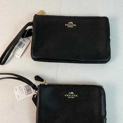 Lot E 234 NWT Coach Mother/Daughter Double Zip Wristlet Set