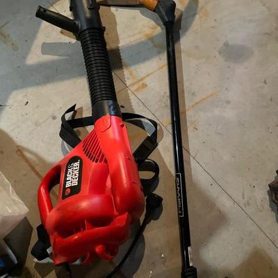 Black & Decker leaf blower with Fisker trimmer