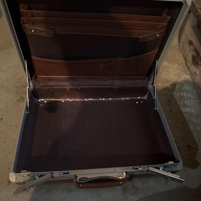Vintage Samsonite briefcase and Igloo Plentikool cooler