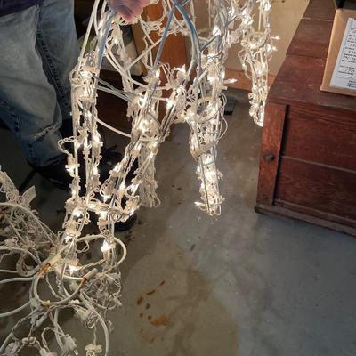 2 white deer decor