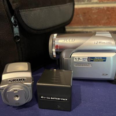 Panasonic PV-GS 65 MiniDV Camcorder w. Carry Case