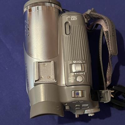Panasonic PV-GS 65 MiniDV Camcorder w. Carry Case