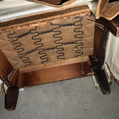 Sunniland Crushed Velvet Chair & Matching Ottoman (2058B-RG)