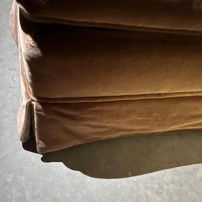 Sunniland Crushed Velvet Chair & Matching Ottoman (2058B-RG)