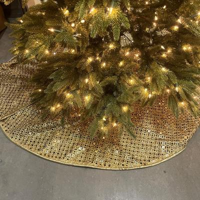 Nine Foot Lighted Christmas Tree (1018FL-MG)