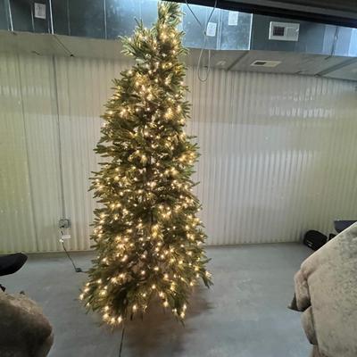 Nine Foot Lighted Christmas Tree (1018FL-MG)