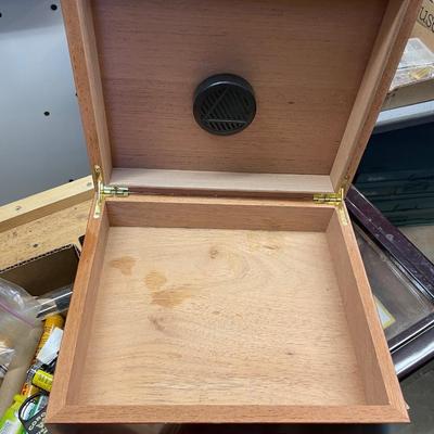 Humidors - 25+ New Cigars & accessories