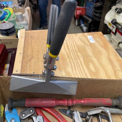 Box of Lots of hand tools/Maglights/Pliers etc. 20+ pcs.
