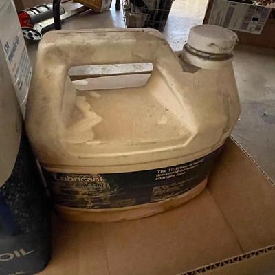 Box of Hydraulic Oil