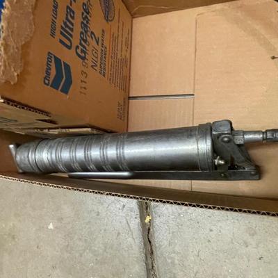 Grease Gun & Case of Chevron Ultra-duty Grease EP