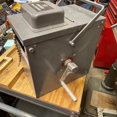Powers Well Sounder - w/1000' cable & probe