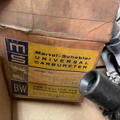 4 vintage Carburetors & 2 distributors