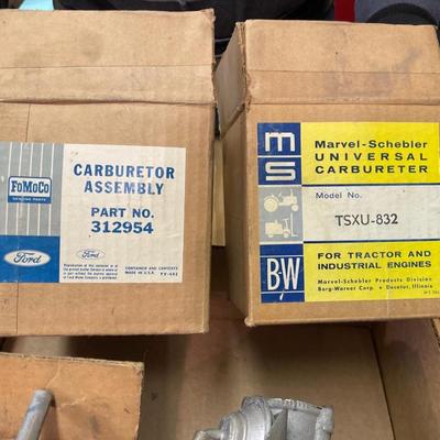 4 vintage Carburetors & 2 distributors