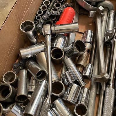Box of socket wrenches & regular & oversize sockets - Dozens