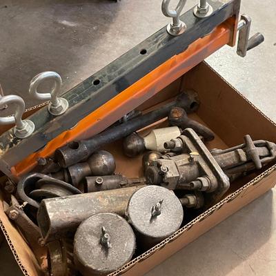 Box of Ball & Trailer Hitches & towing pulleys